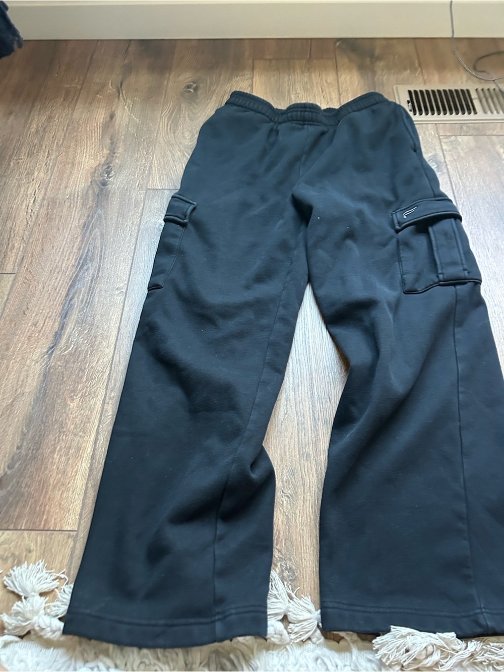 Black Fabletics, cargo pants